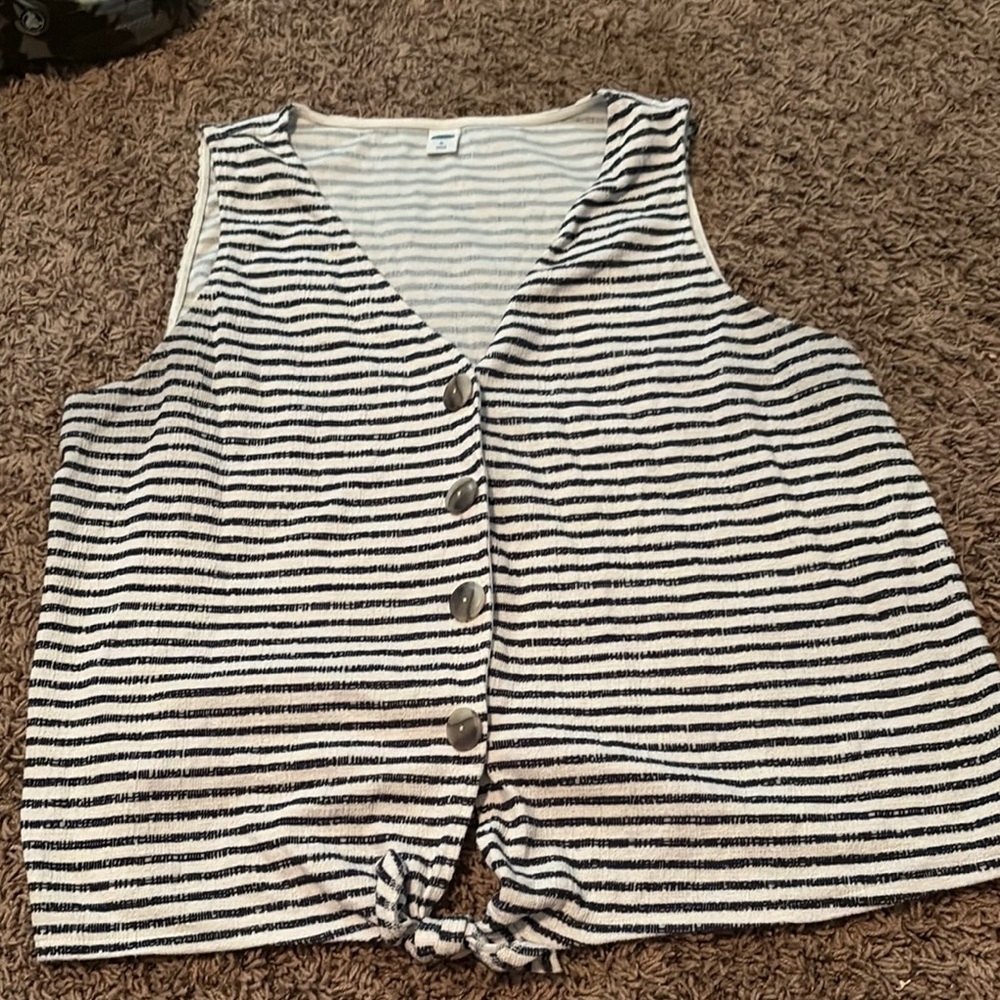 Old Navy Black and White Boxy Tank Top